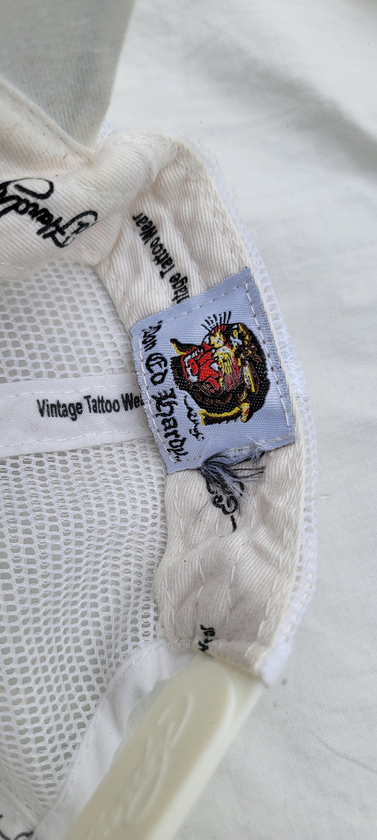 Gorra Bedazzeled Y2K Tatto