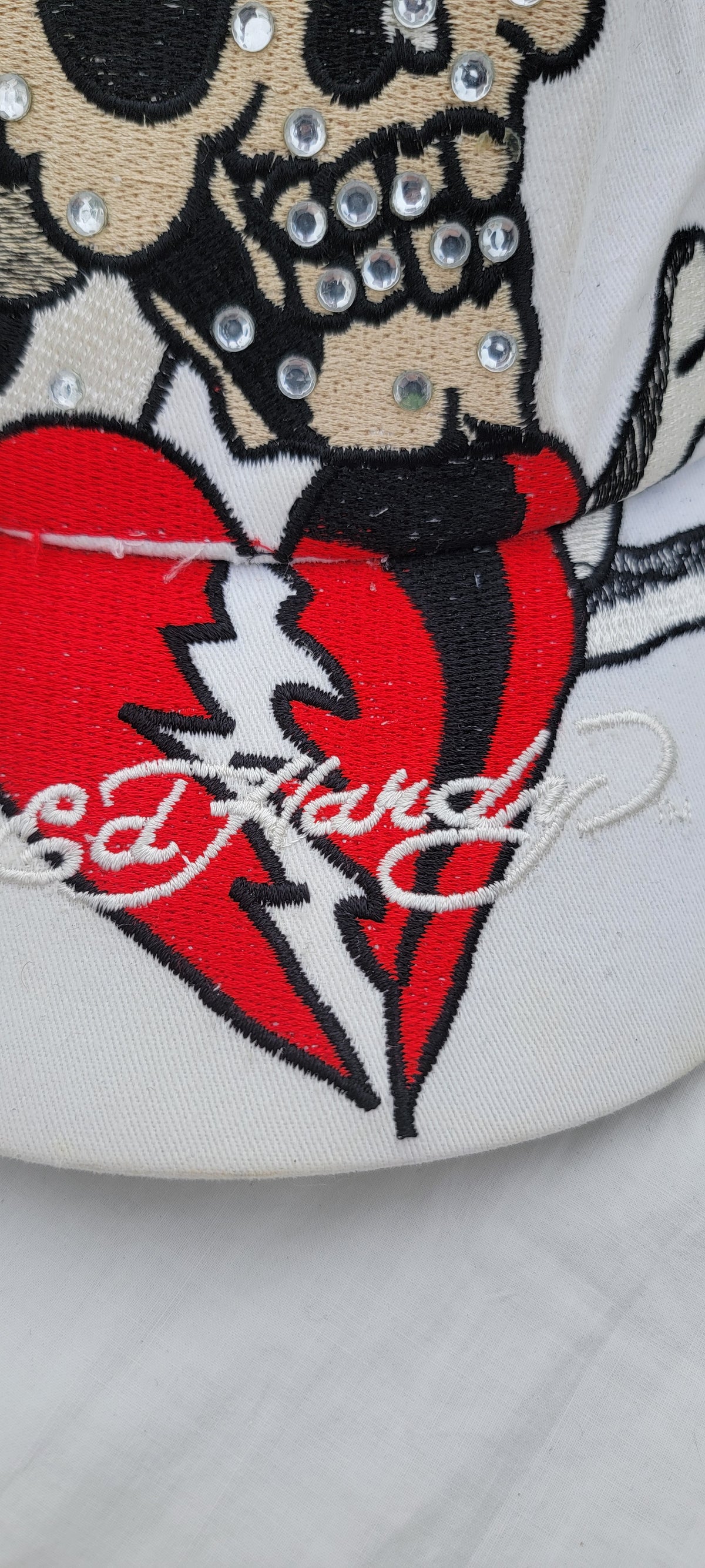 Gorra Bedazzeled Y2K Tatto